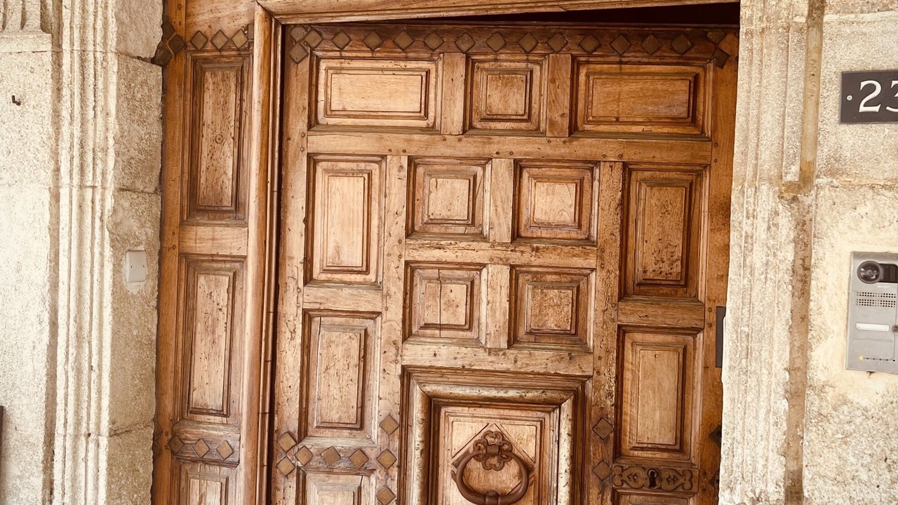 Photo of Outdoor in Aigues-Mortes Medieval City