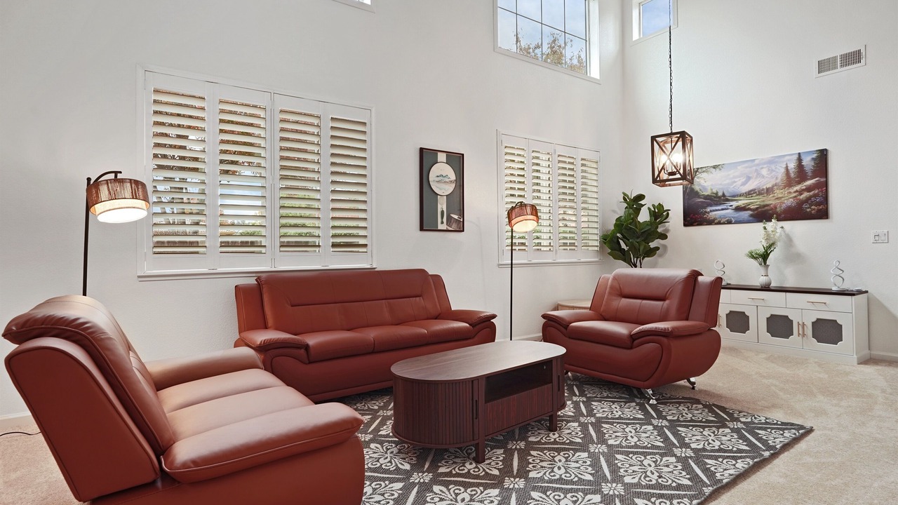 Photo of Livingroom in Tracy