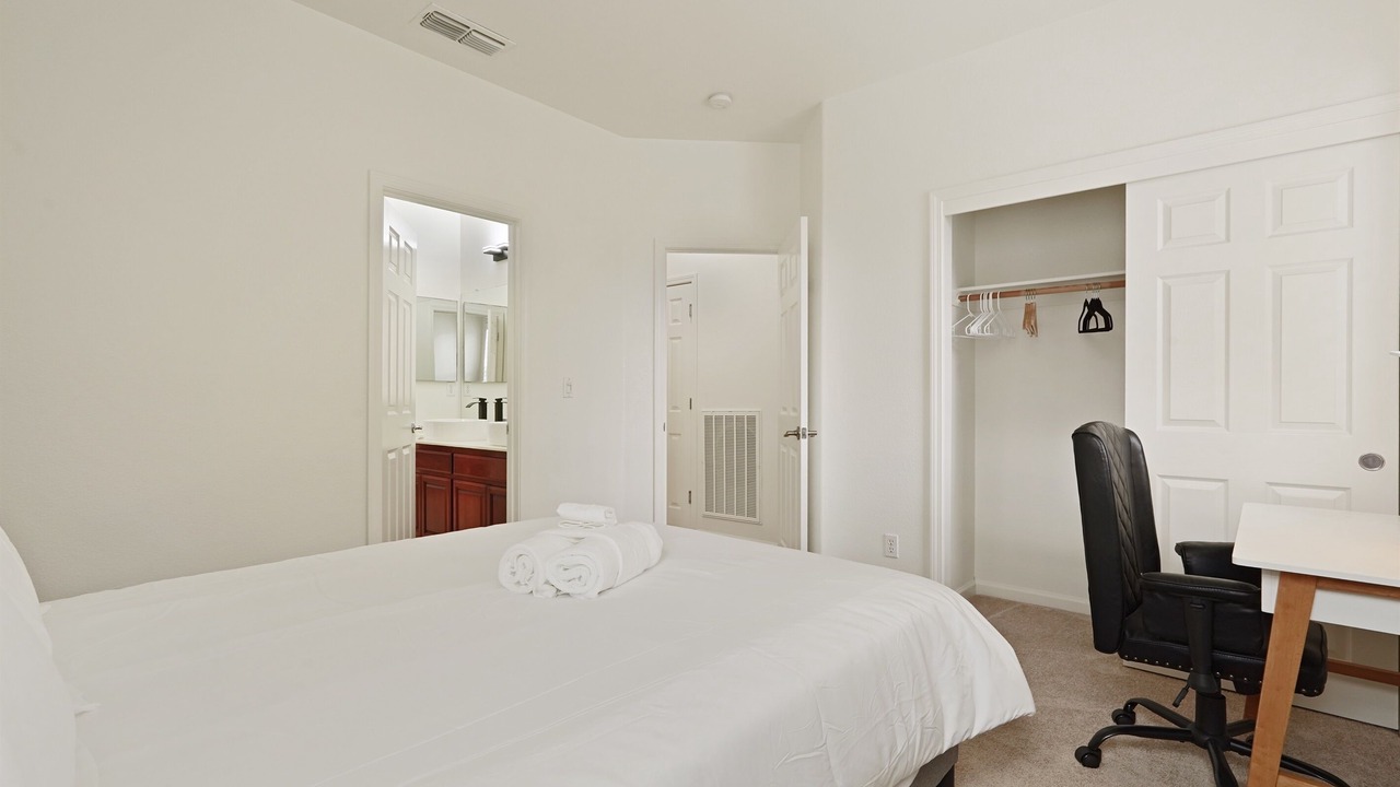 Photo of Bedroom in Tracy