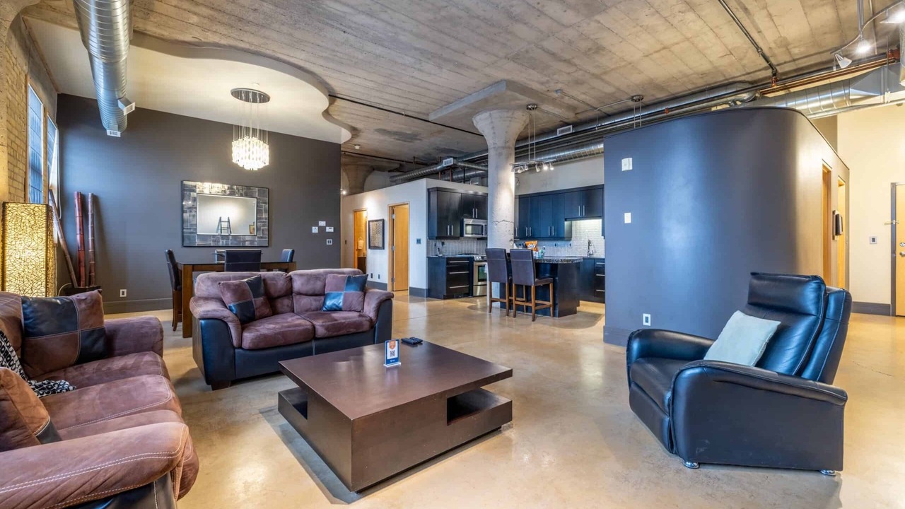 Photo of Livingroom in Saskatoon Downtown