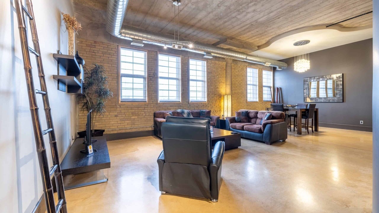Photo of Livingroom in Saskatoon Downtown