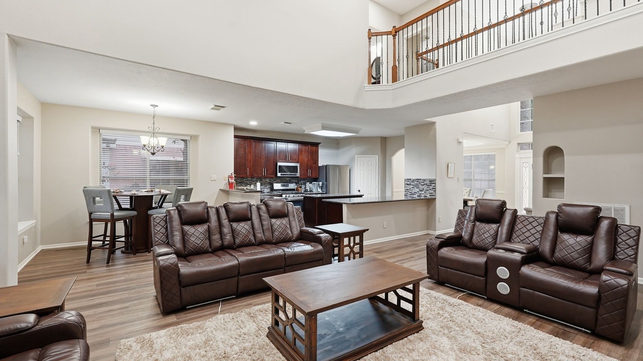 Photo of Livingroom in Atascocita