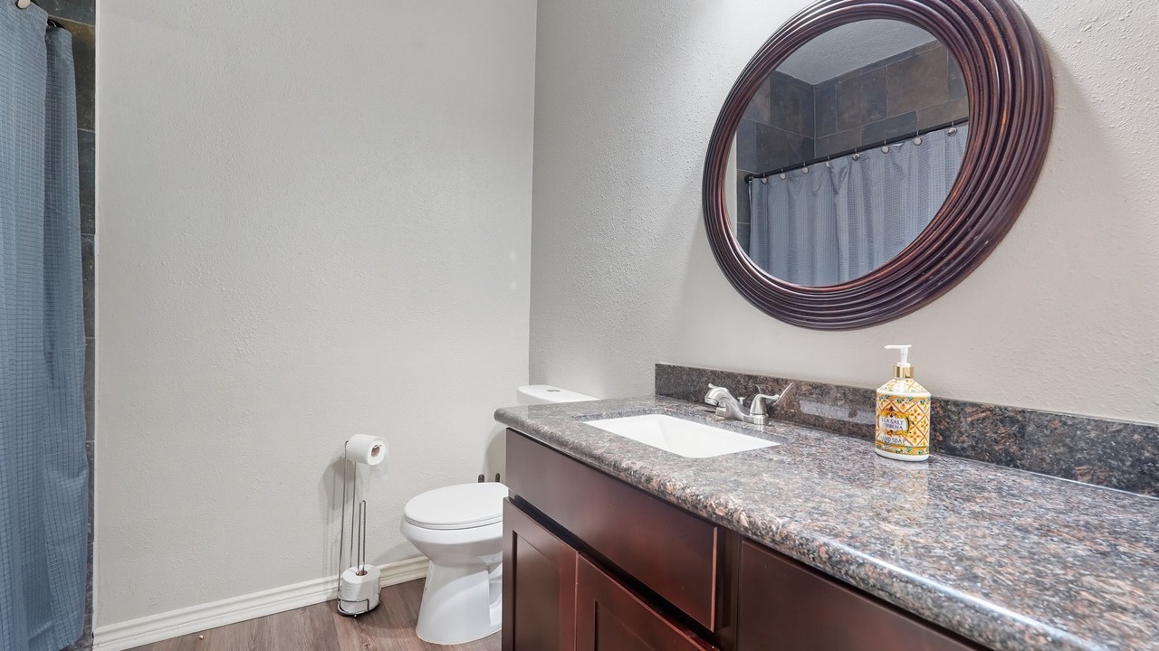Photo of Bathroom in Atascocita