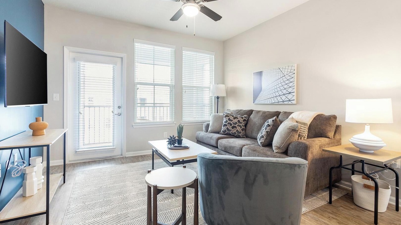 Photo of Livingroom in Land O' Lakes