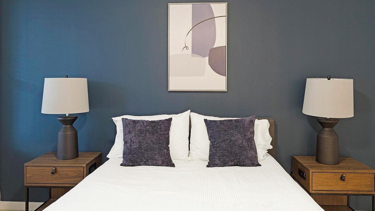 Photo of Bedroom in Garland