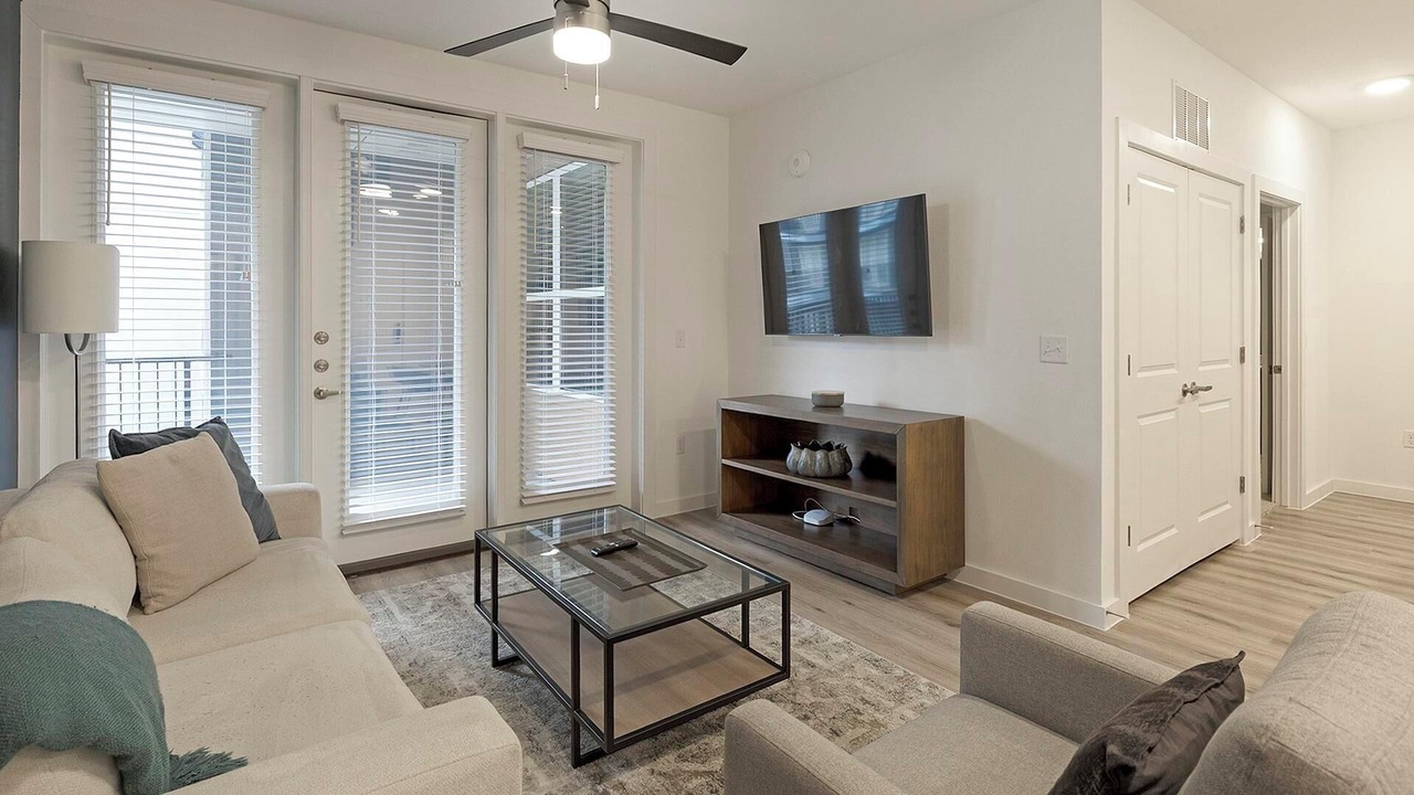Photo of Livingroom in Garland