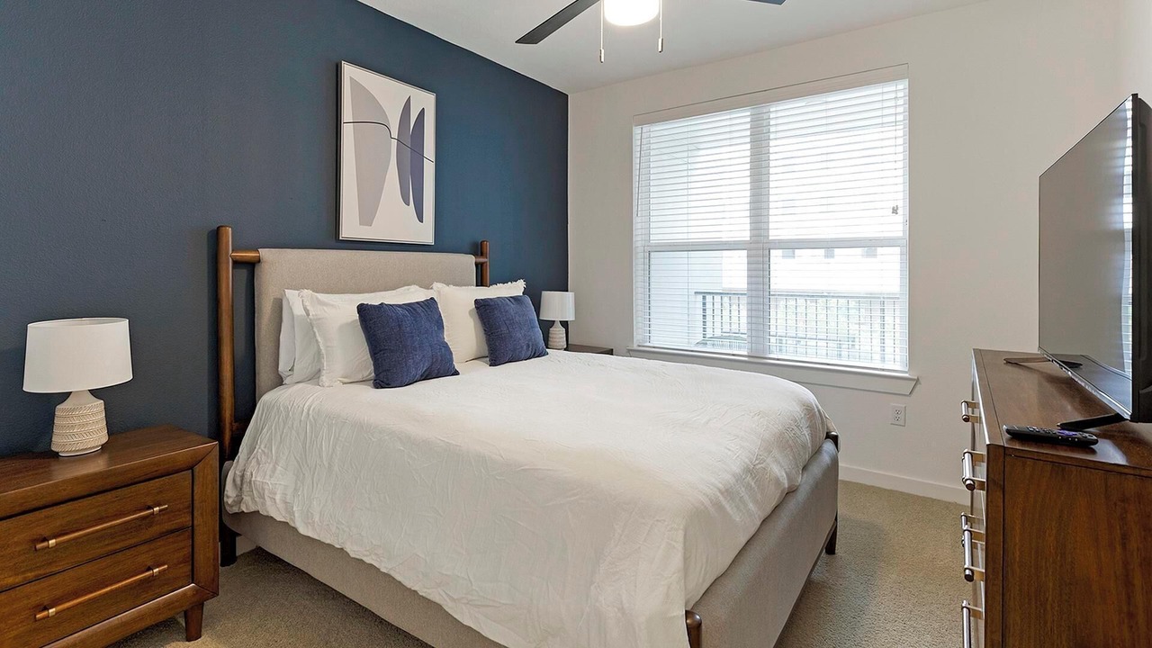 Photo of Bedroom in Garland