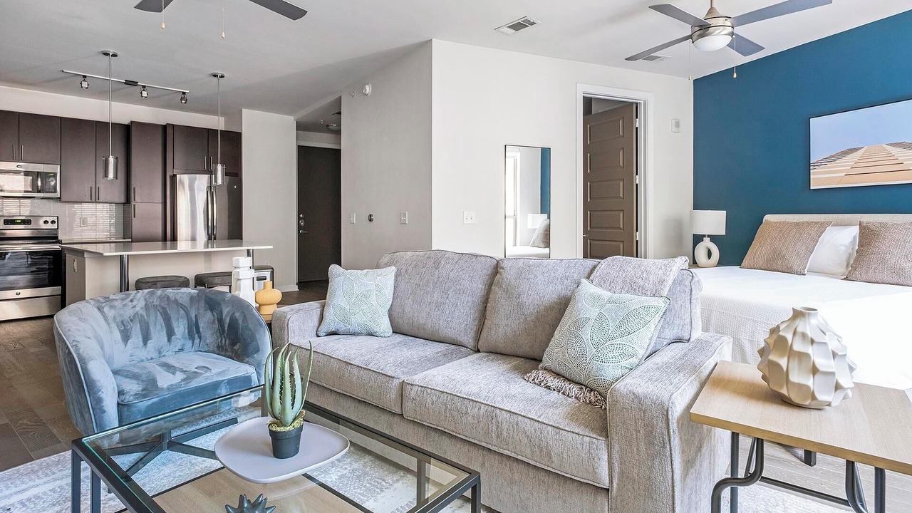 Photo of Livingroom in Woodland Heights