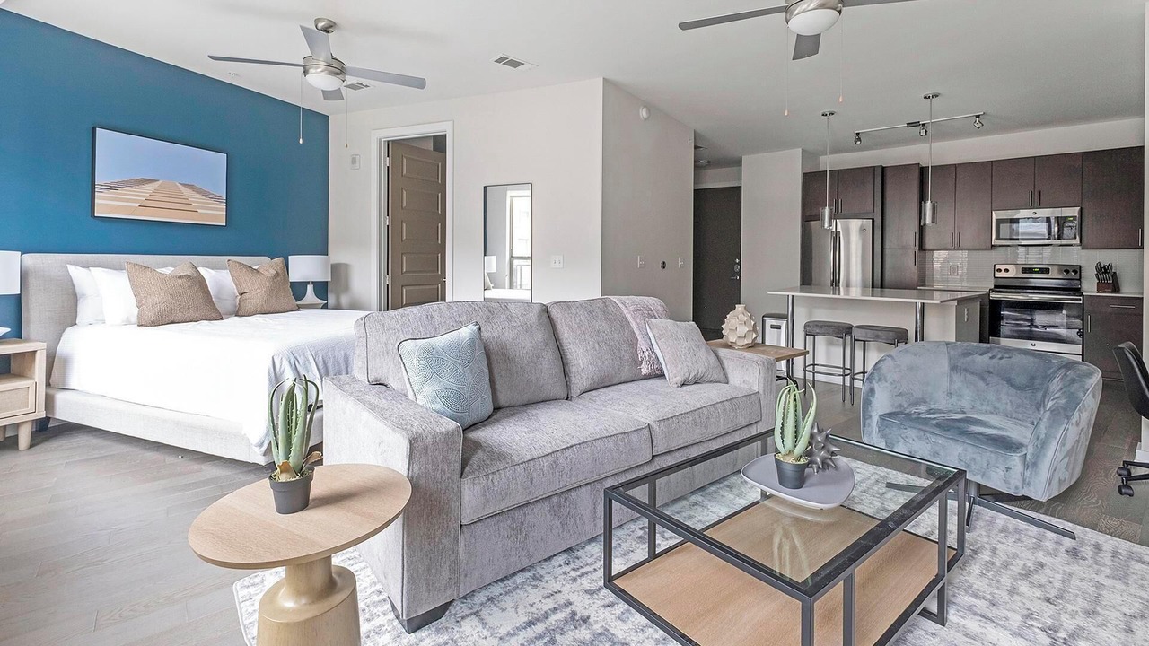 Photo of Livingroom in Woodland Heights