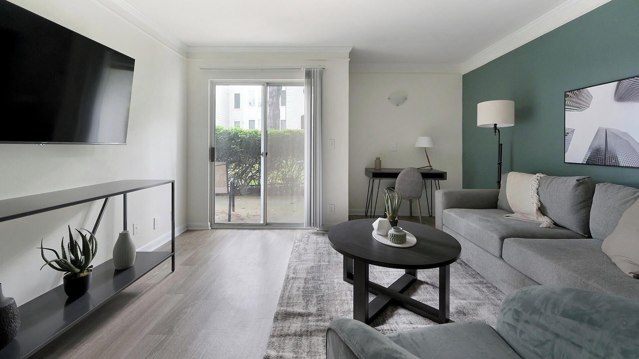Photo of Livingroom in Green Hills