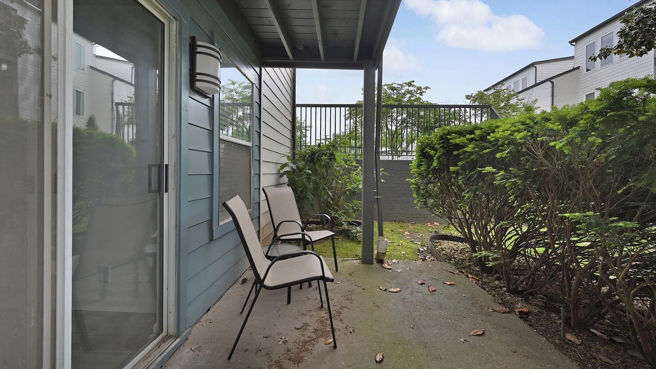 Photo of Patio Balcony in Green Hills