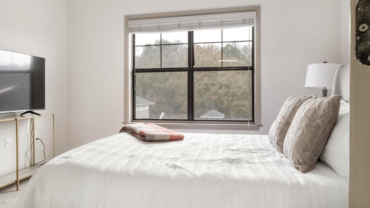 Photo of Bedroom in Piedmont Heights