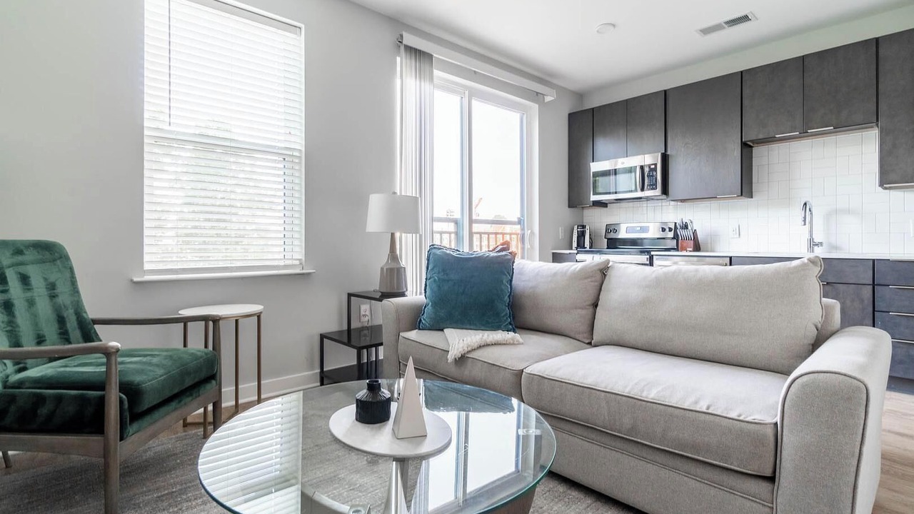 Photo of Livingroom in Downtown