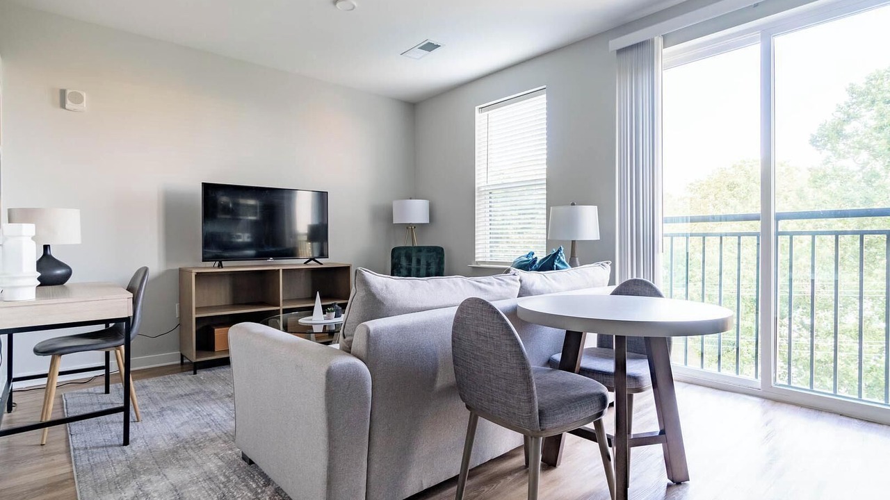 Photo of Livingroom in Downtown