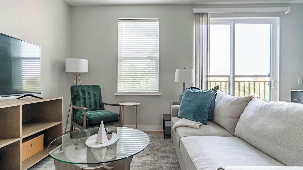 Photo of Livingroom in Downtown