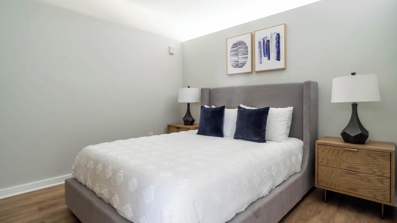 Photo of Bedroom in Downtown