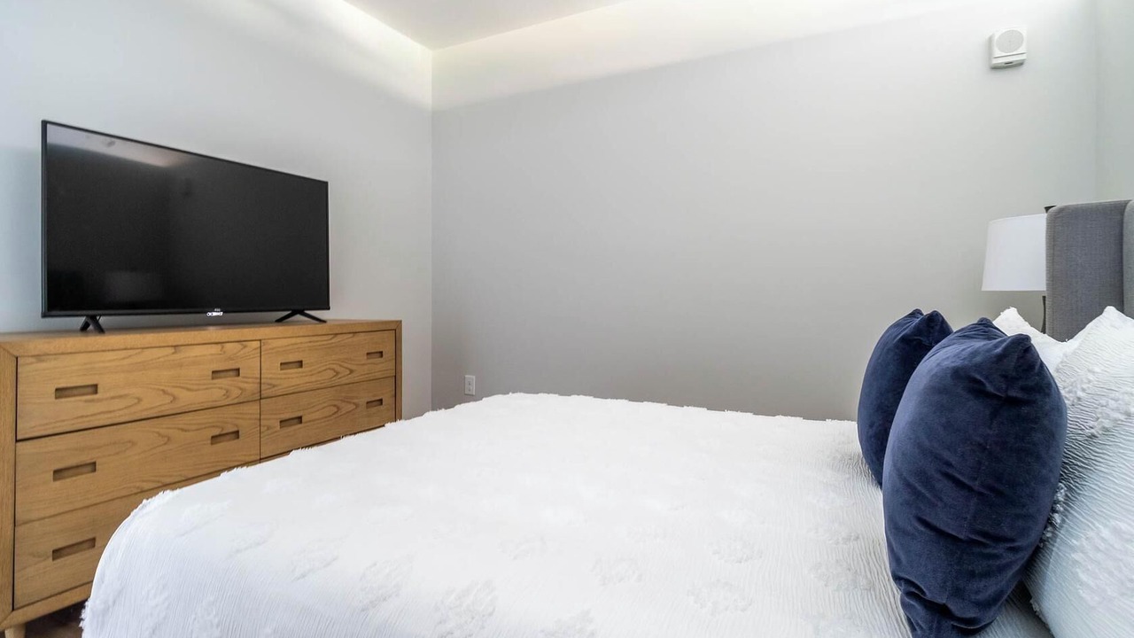 Photo of Bedroom in Downtown