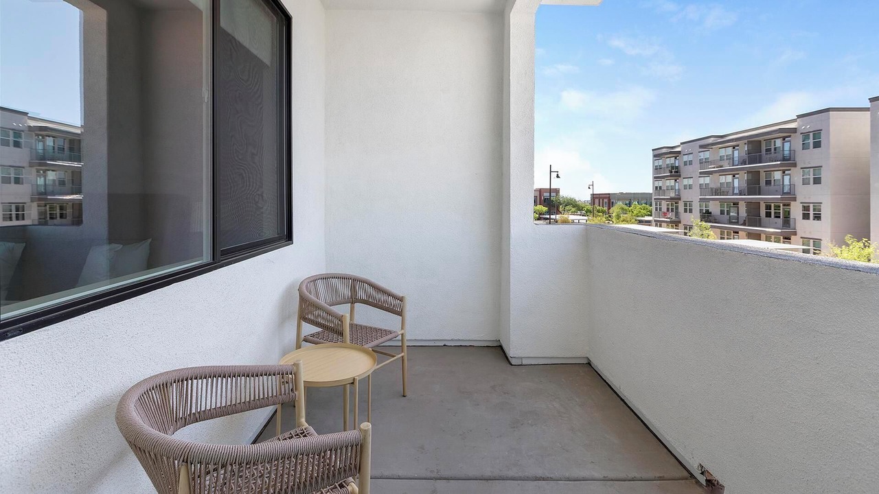 Photo of Patio Balcony in Rhodes Ranch