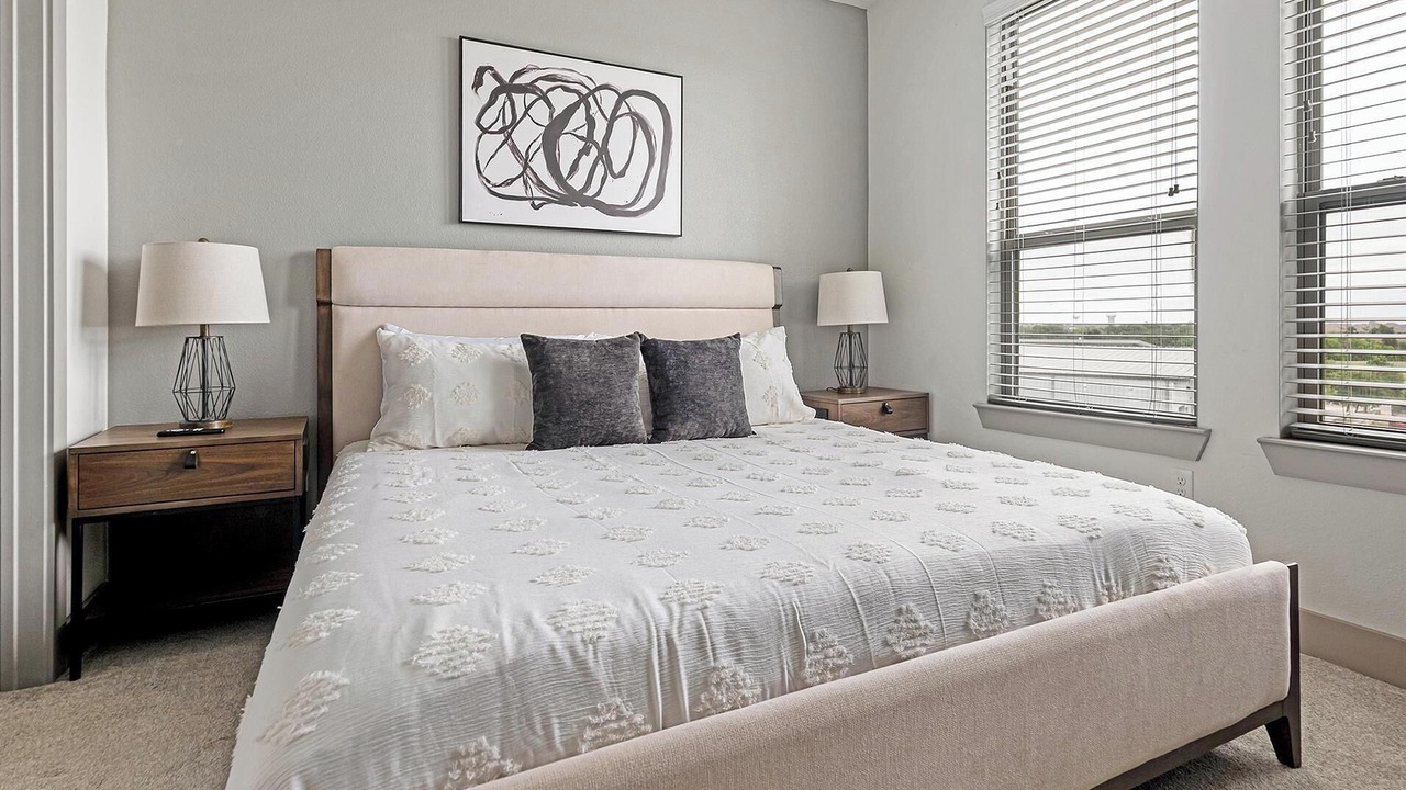 Photo of Bedroom in Manor