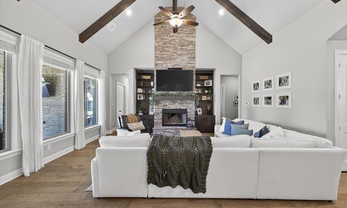 Photo of Livingroom in Midlothian