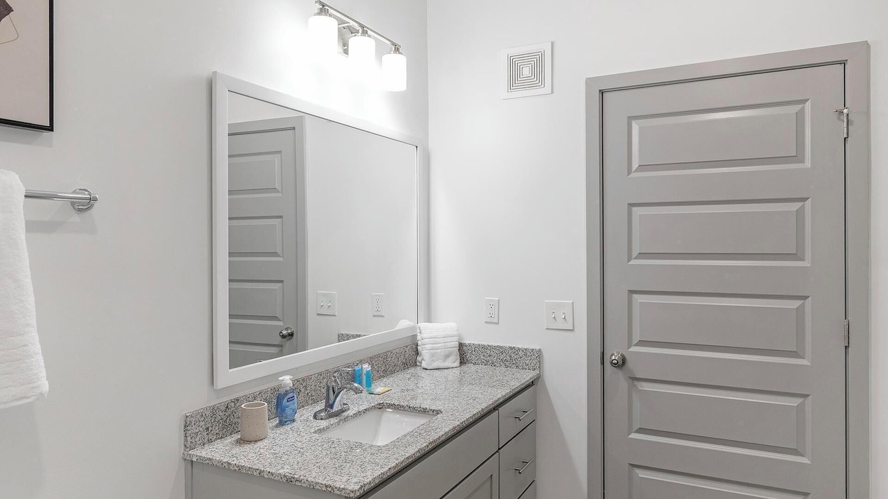 Photo of Bathroom in Sand Ridge