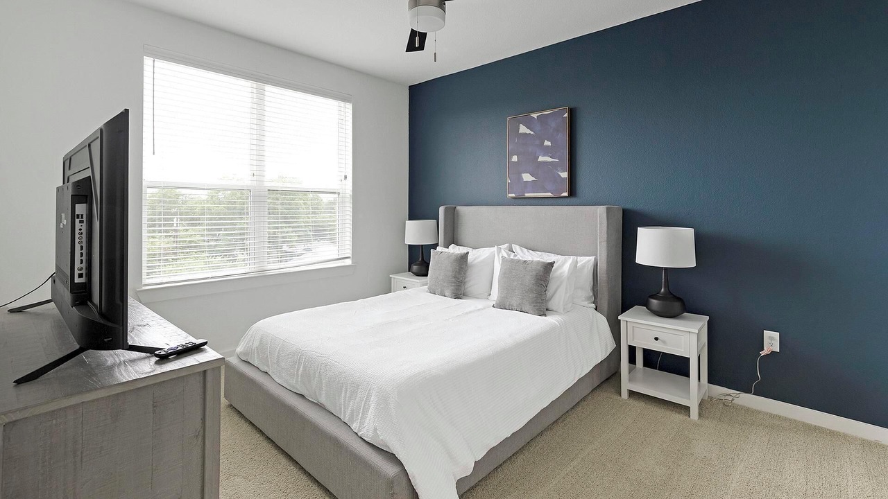 Photo of Bedroom in Garland