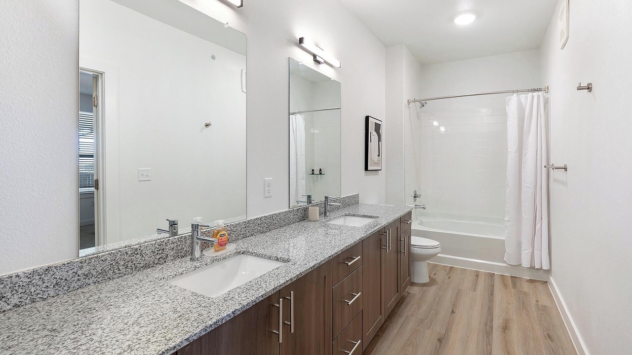Photo of Bathroom in Garland