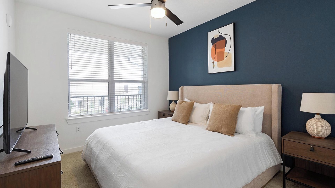 Photo of Bedroom in Garland