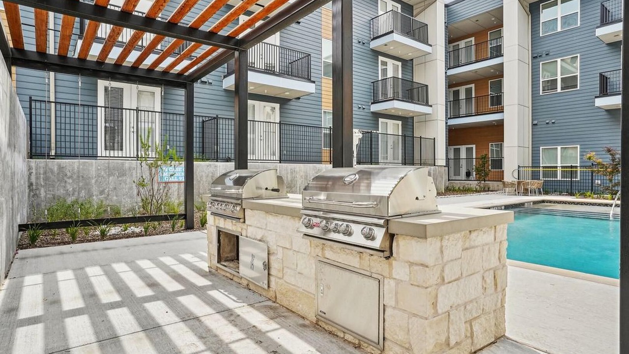 Photo of Patio Balcony in Garland