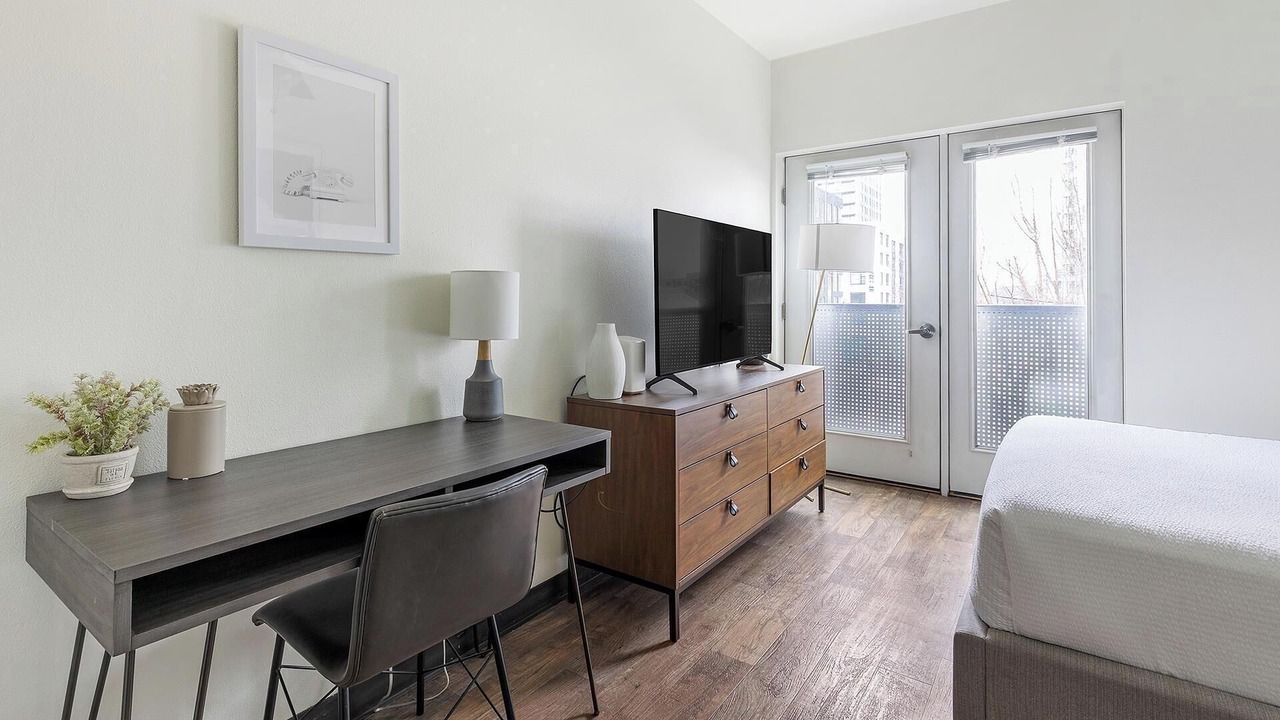 Photo of Bedroom in Pearl District