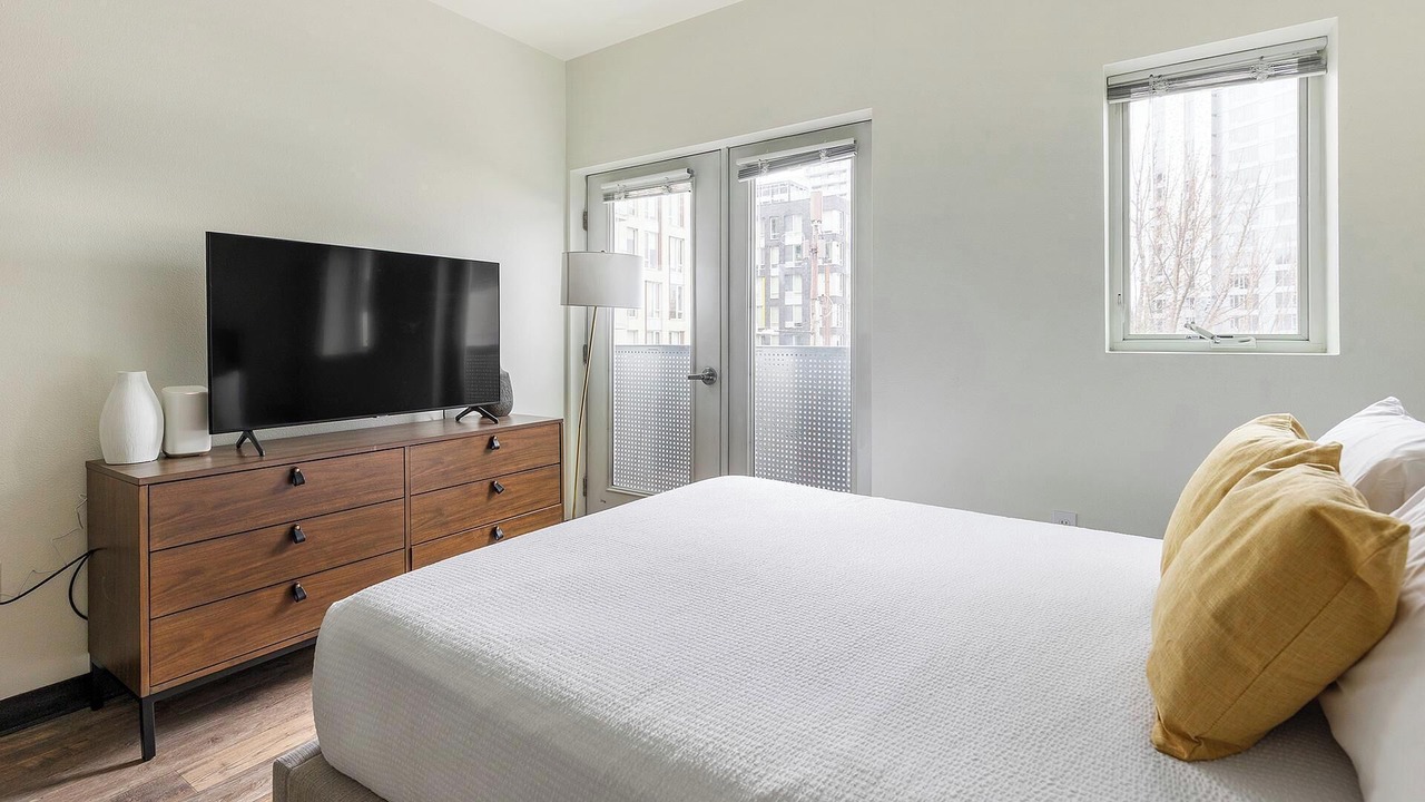 Photo of Bedroom in Pearl District