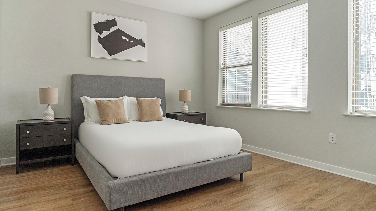 Photo of Bedroom in Downtown