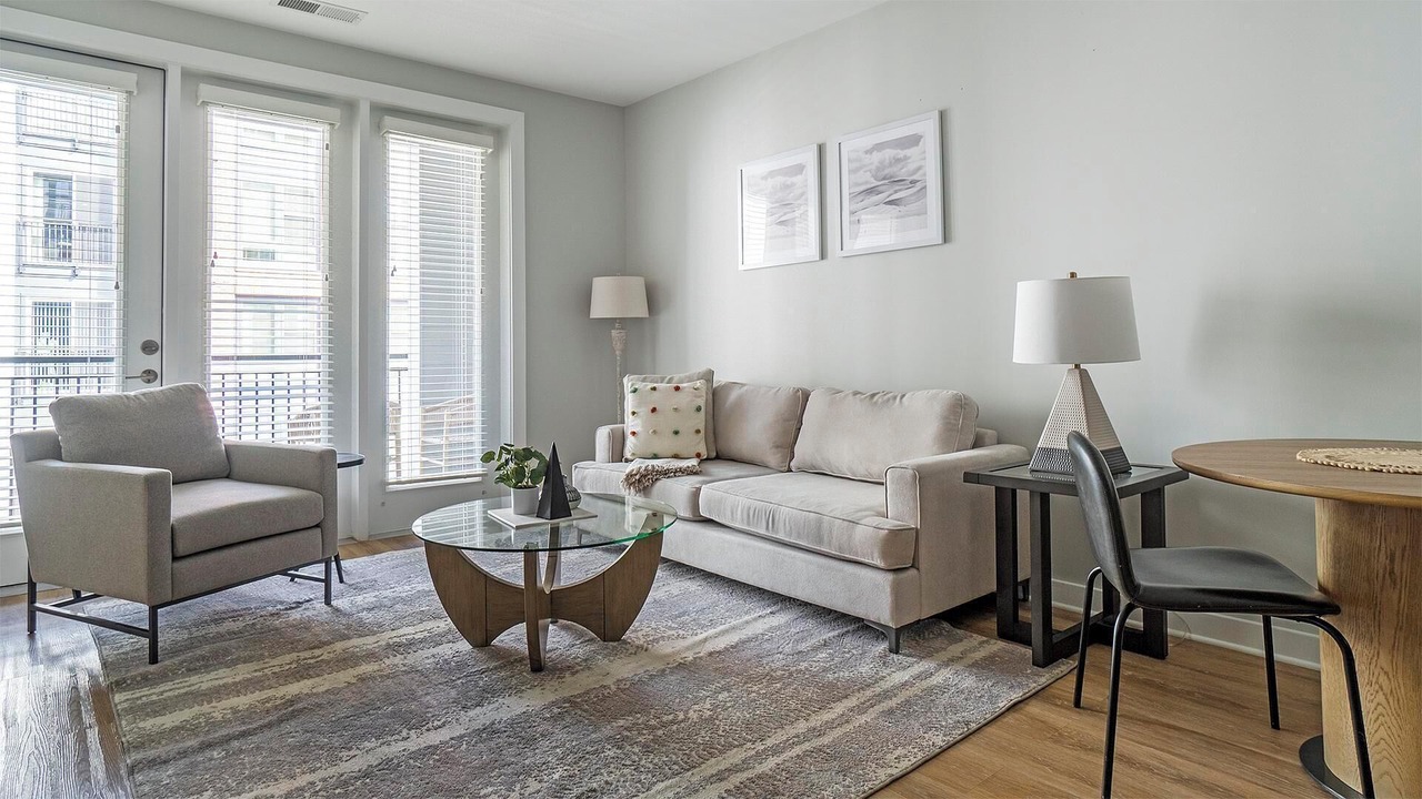 Photo of Livingroom in Downtown