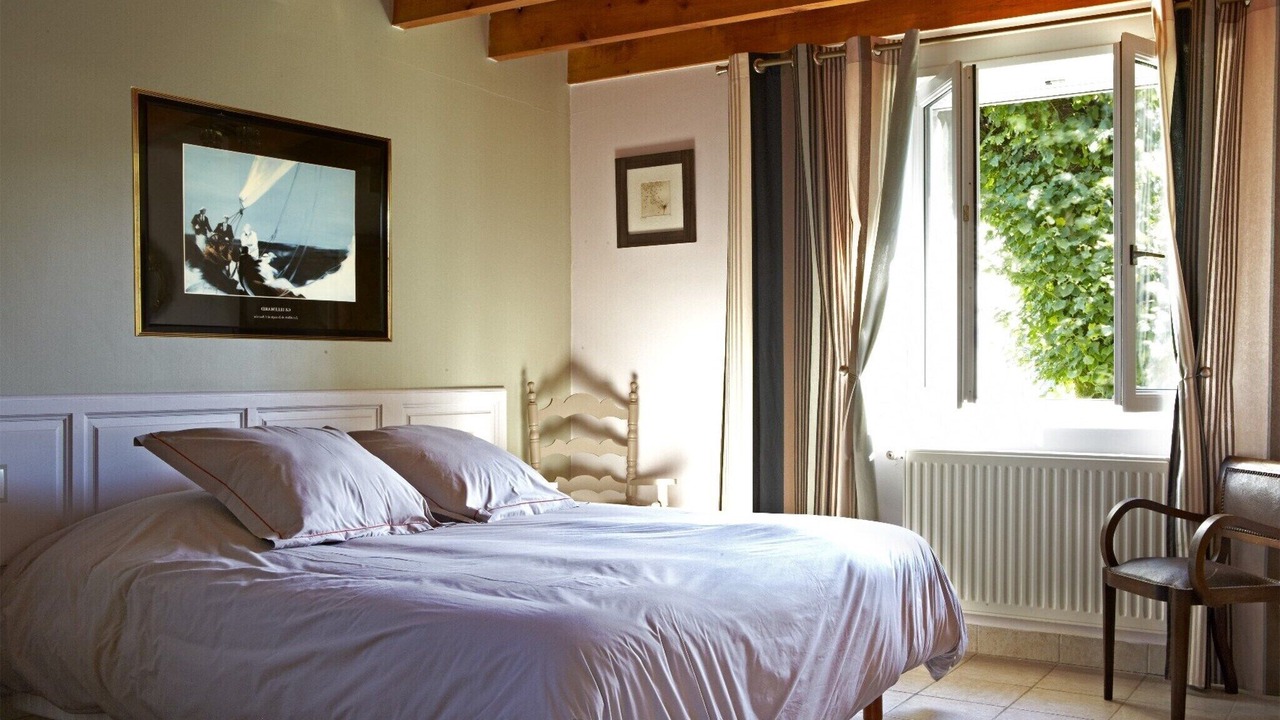 Photo of Bedroom in Plouegat-Moysan