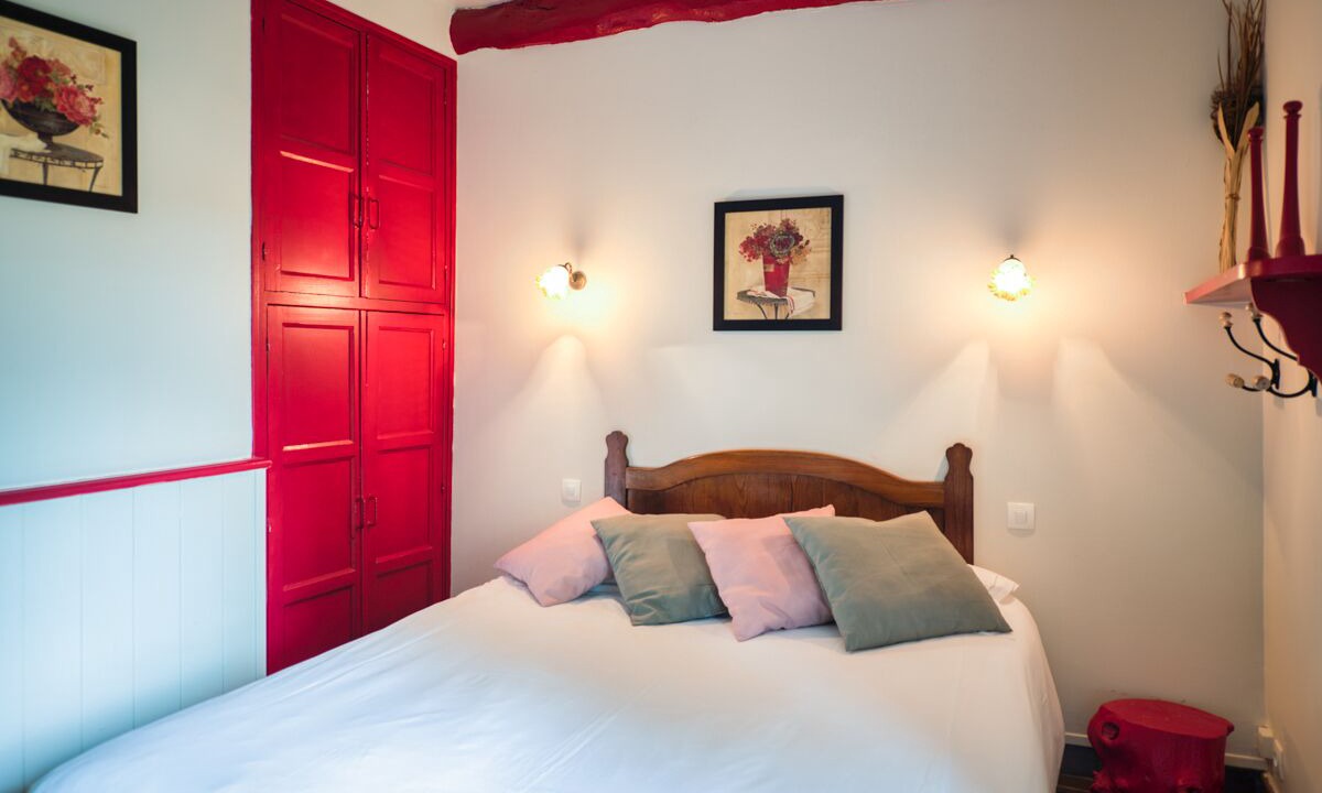 Photo of Bedroom in Plouegat-Moysan