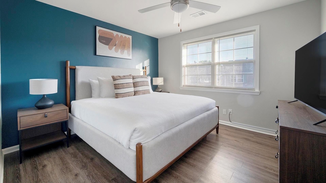 Photo of Bedroom in Hendersonville