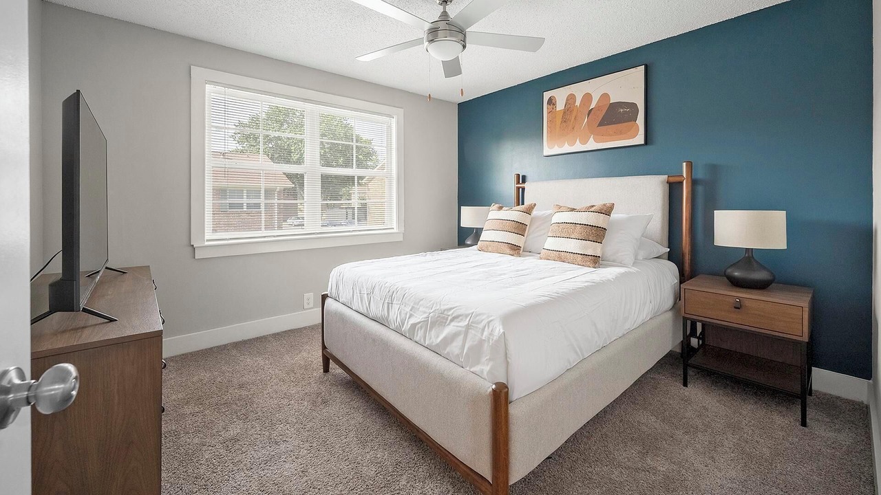Photo of Bedroom in Hendersonville
