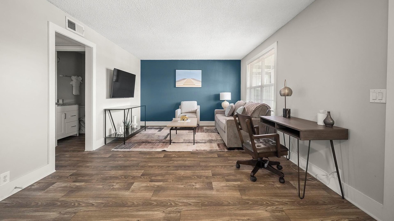 Photo of Livingroom in Hendersonville