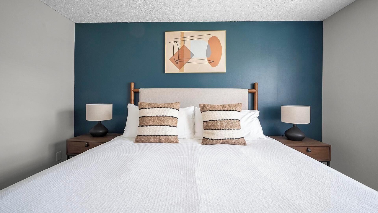 Photo of Bedroom in Hendersonville