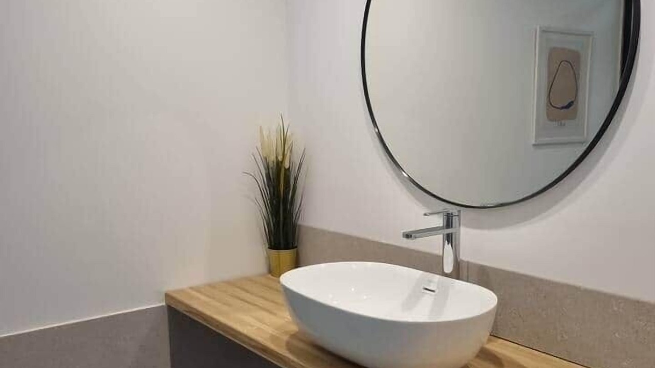 Photo of Bathroom in Ruzafa