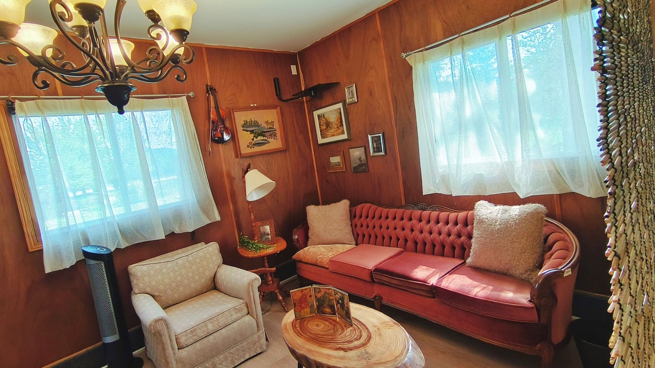 Photo of Livingroom in Woodville