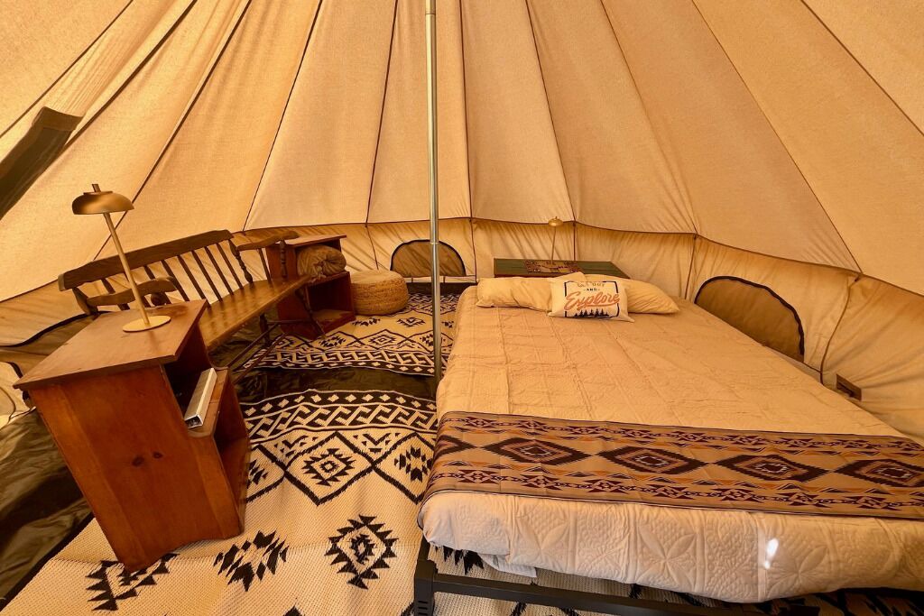 Photo of Bedroom in Pine Springs