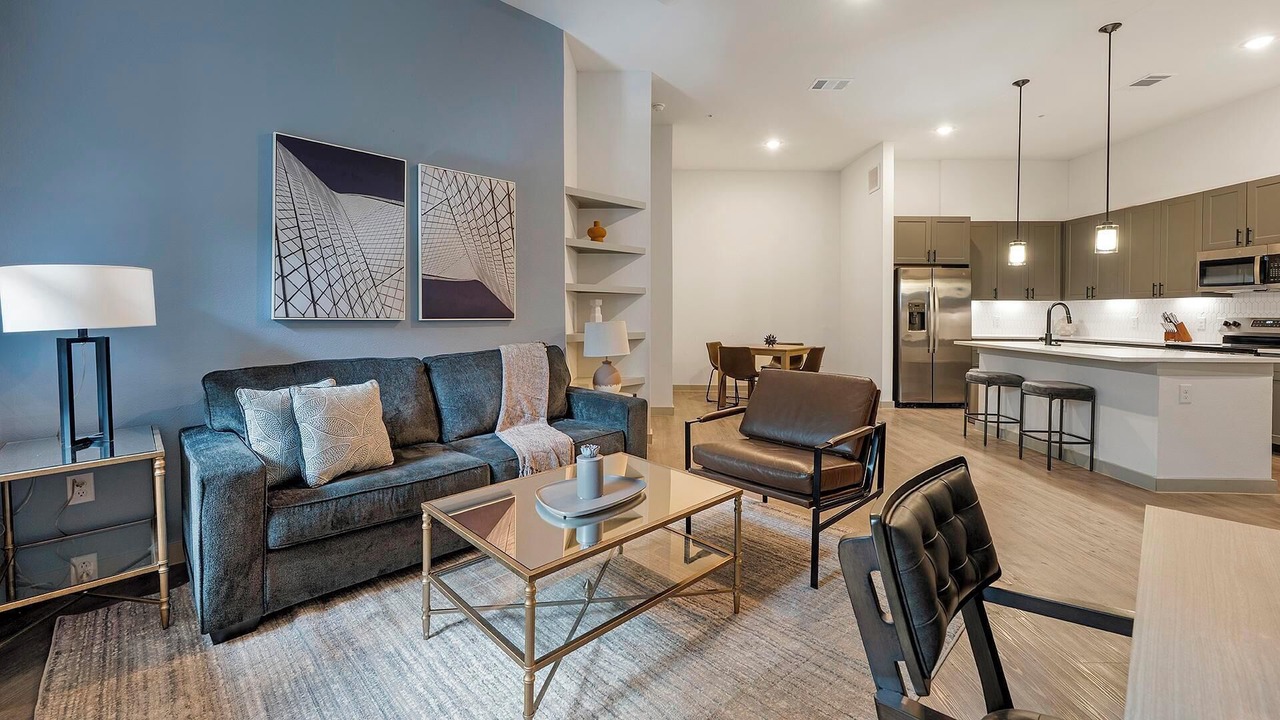 Photo of Livingroom in MLK