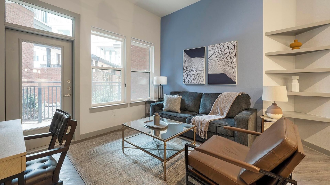 Photo of Livingroom in MLK