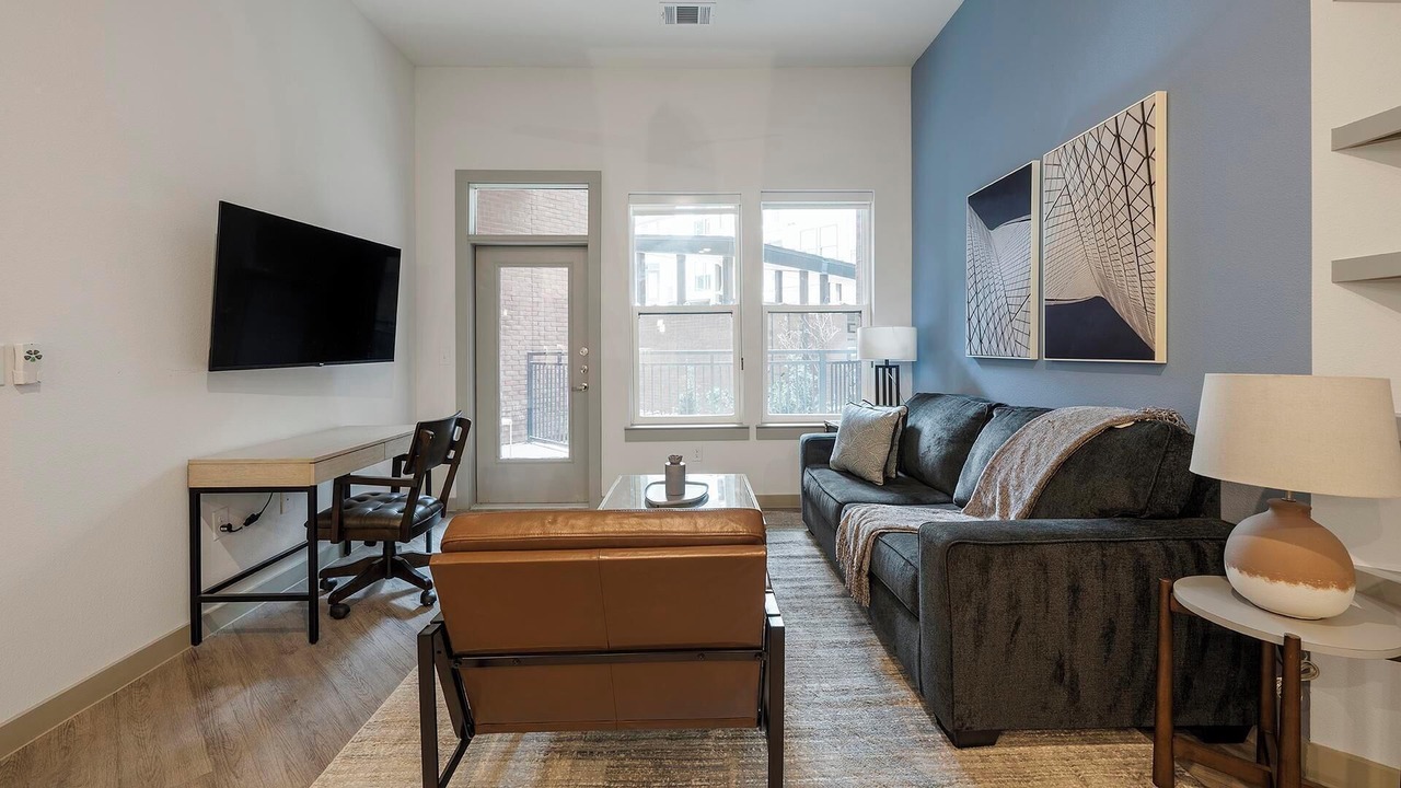 Photo of Livingroom in MLK