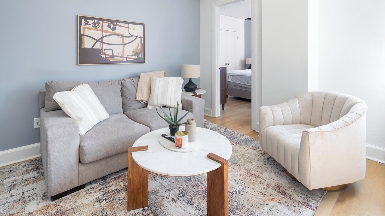 Photo of Livingroom in Financial District