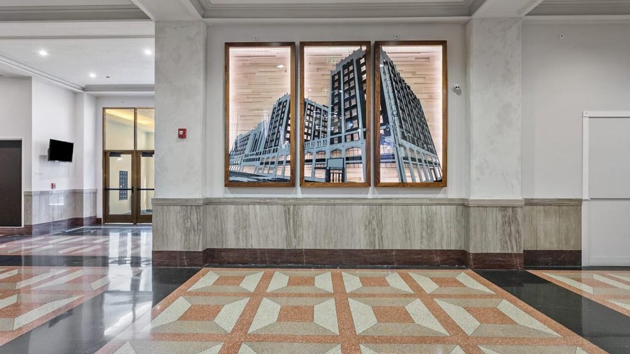 Photo of Others in Financial District