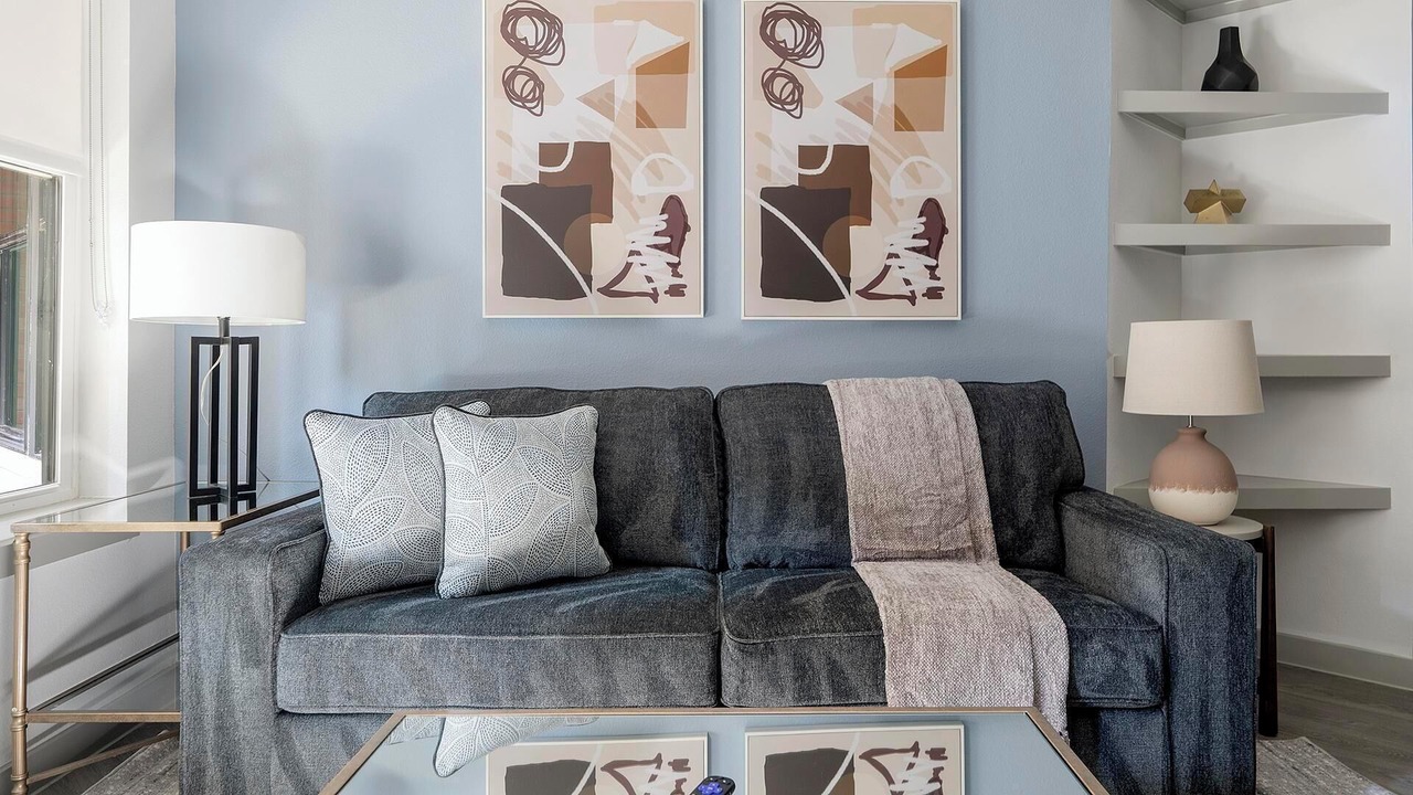 Photo of Livingroom in MLK