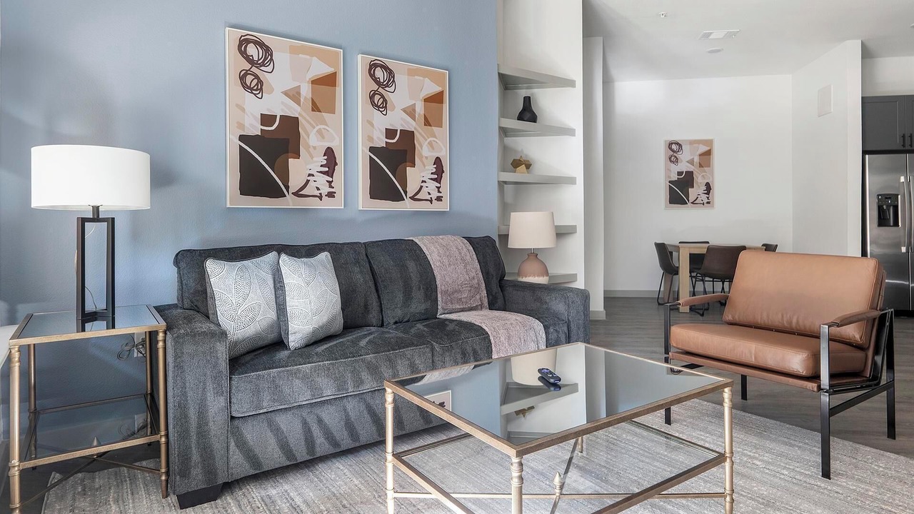 Photo of Livingroom in MLK