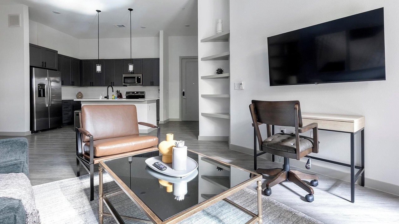 Photo of Livingroom in MLK